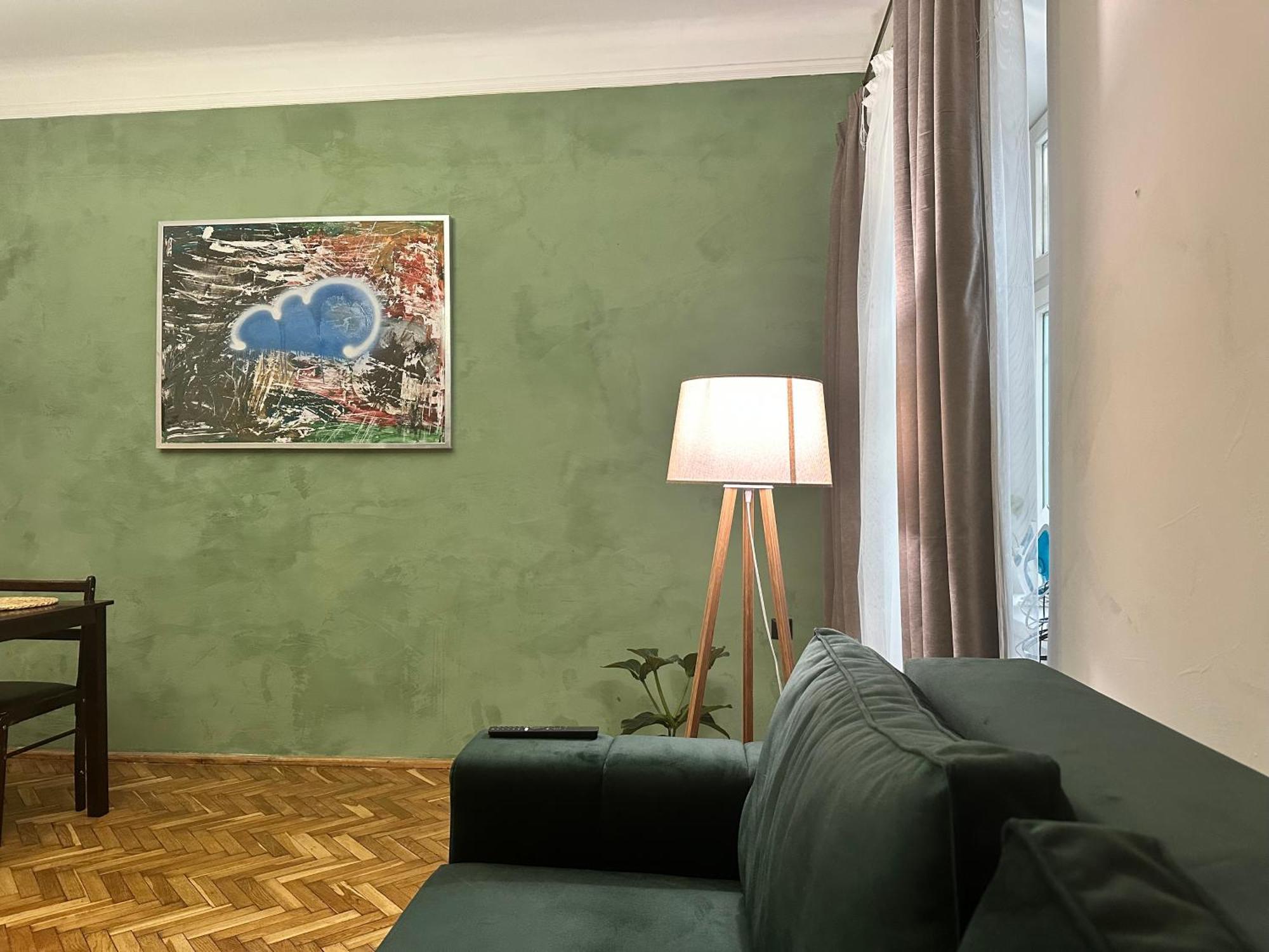 Art Apartment On Kylisha Str Lviv Exterior photo