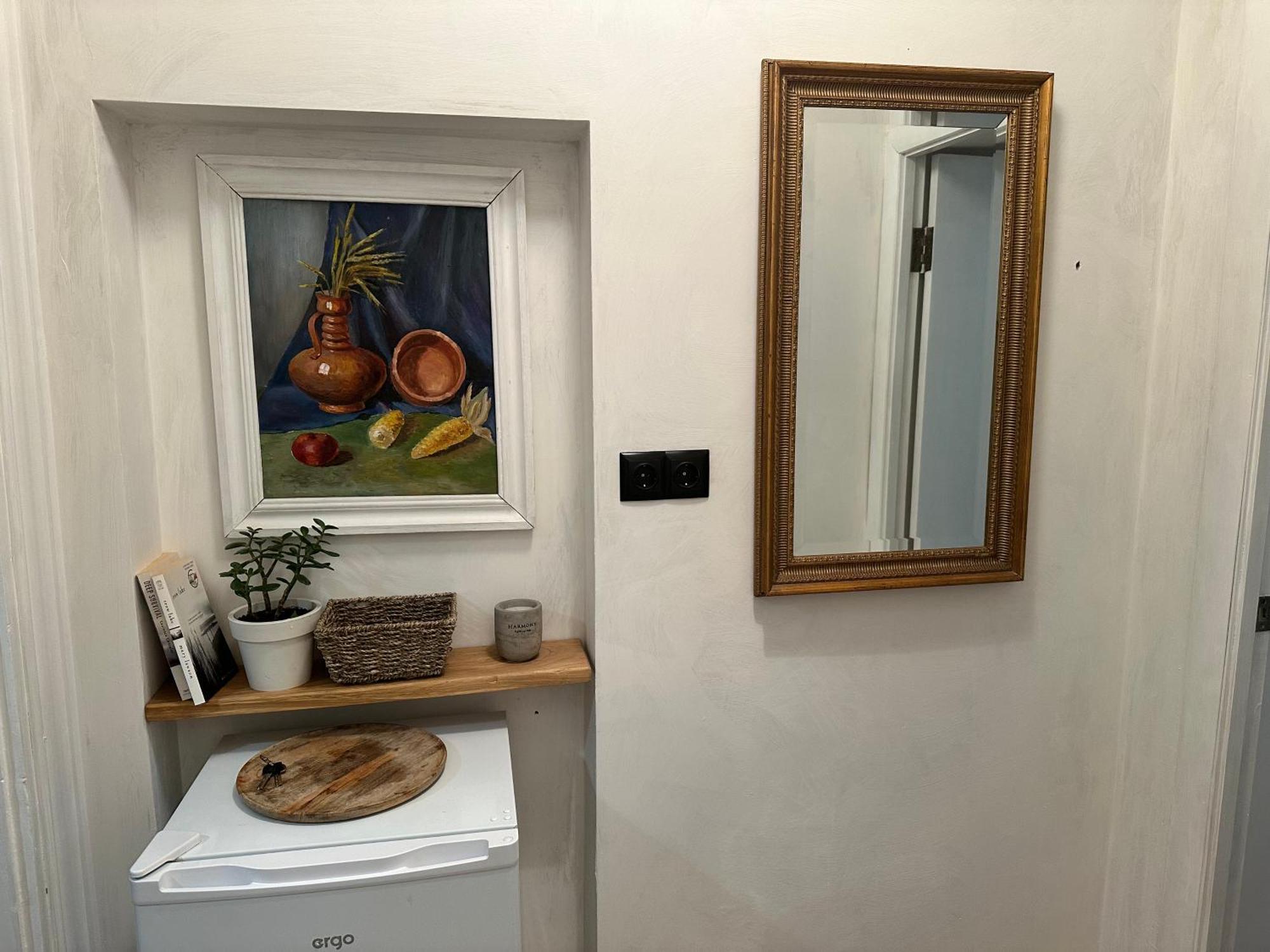 Art Apartment On Kylisha Str Lviv Exterior photo